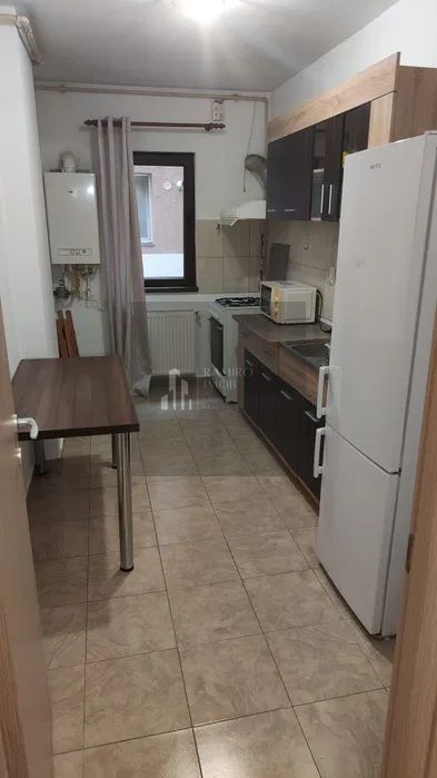 Apartament 2 camere decomandat | 6 minute metrou 1 Decembrie 1918 - Poză 4