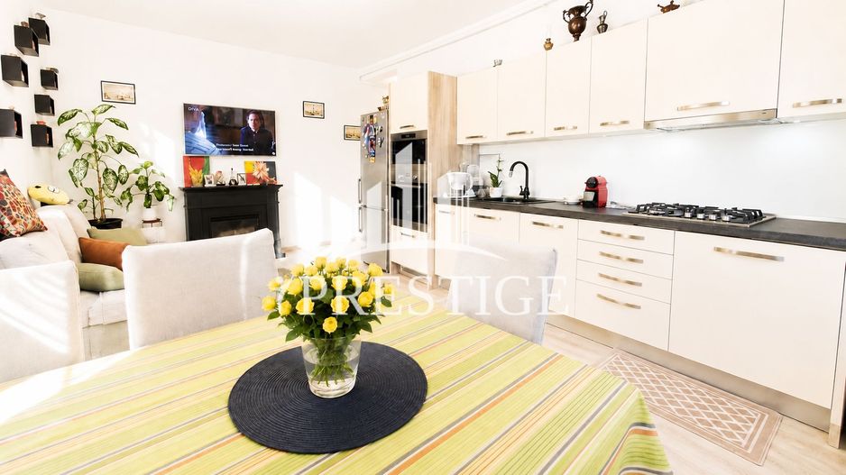APARTAMENT 3 CAMERE DE VÂNZARE | ȘELIMBĂR | ETAJ 2 | BALCON | PARCARE - Poză 2