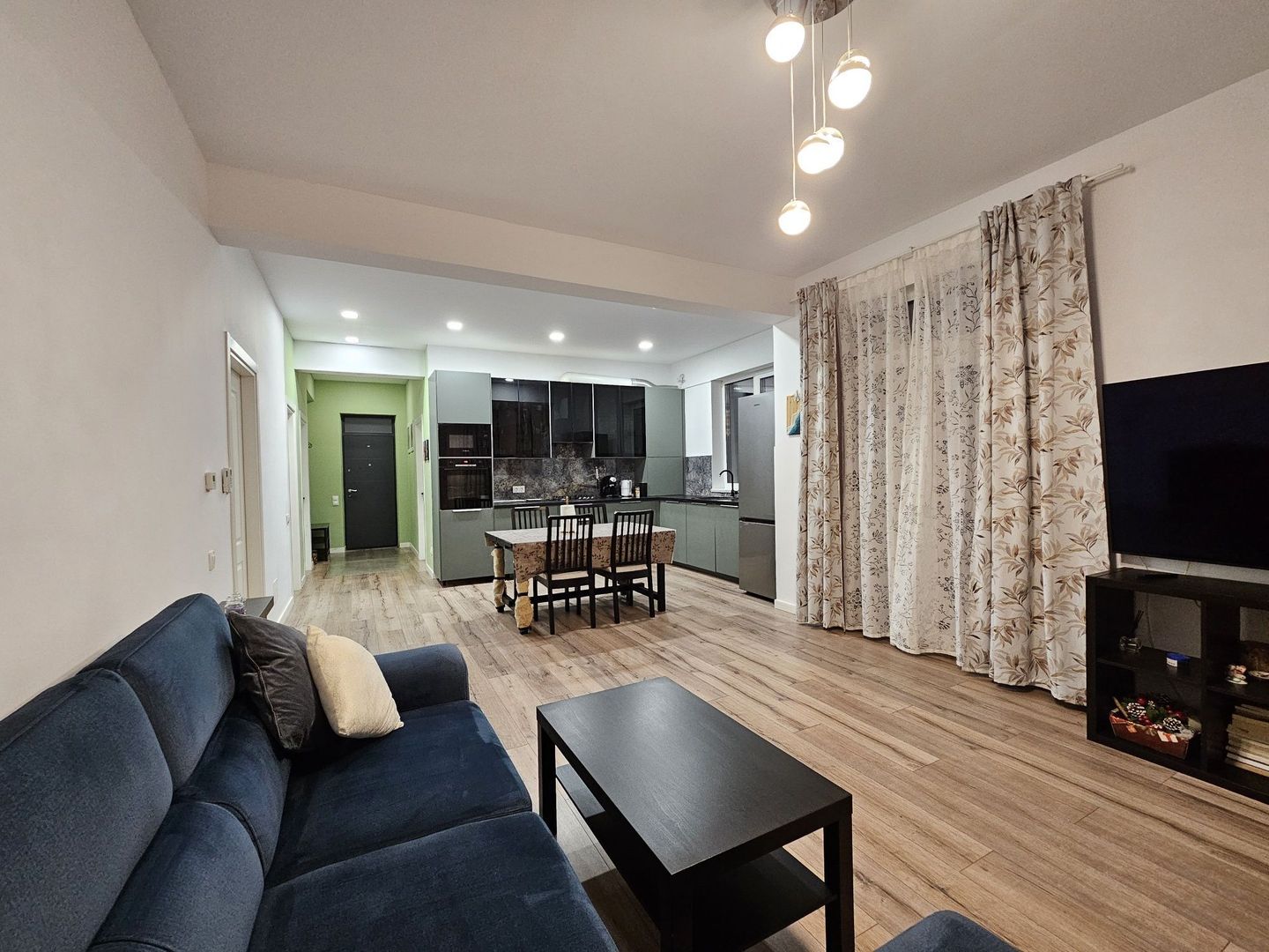 Proprietar vând locuință în Tunari IlfovAn construcție 2 - Poză 2