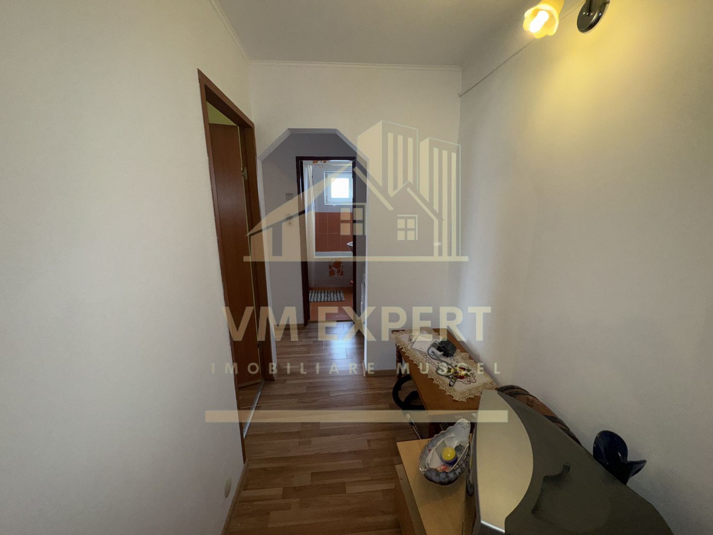 APARTAMENT 3 CAMERE ETAJ 4 VISOI - Poză 10
