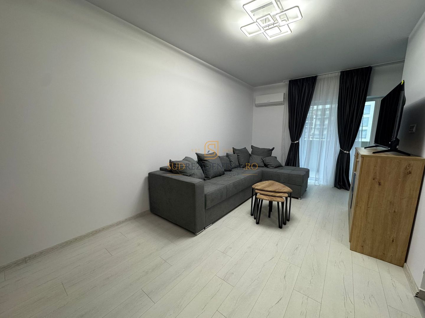 Apartament 2 camere tip studio de inchiriat  – Grand Kristal, Sector 4 - Poză 3