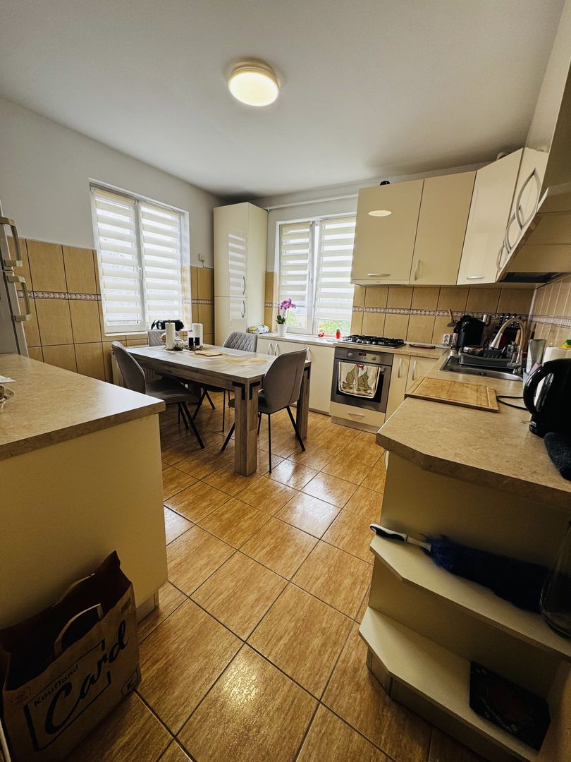 Apartament de vânzare cu 3 camere - Poză 6