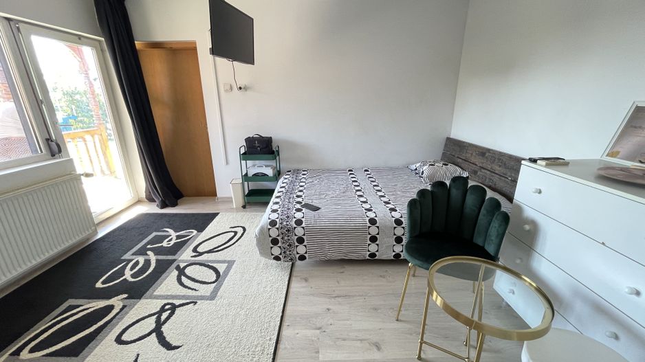 Casa cu teren 1000 mp și front 26 ml în zona Bogdanesti - Poză 14