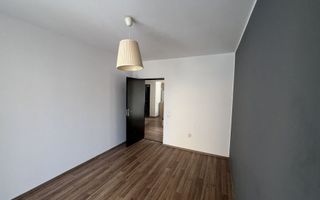 Apartament cu 3 camere de vânzare – Florești, zona Penny - Poză 4