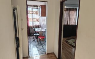 De Inchiriat – Apartament 2 Camere,etaj 3, Zona M4 – Bl. K4, Hunedoara - Poză 2