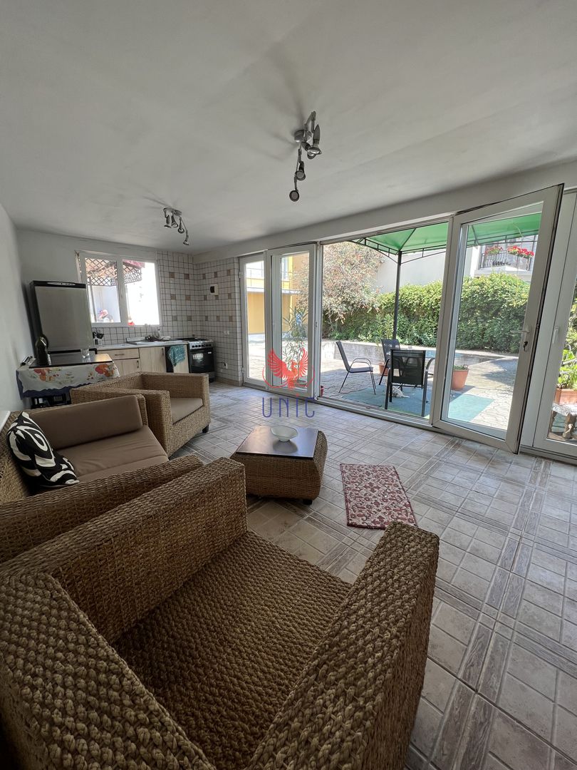 Vila moderna, Brazda lui Novac - Poză 5