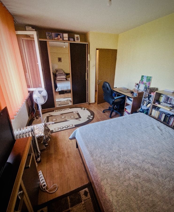 Vand apartament 2 camere Drumul Taberei, strada Raul Doamnei - Poză 3