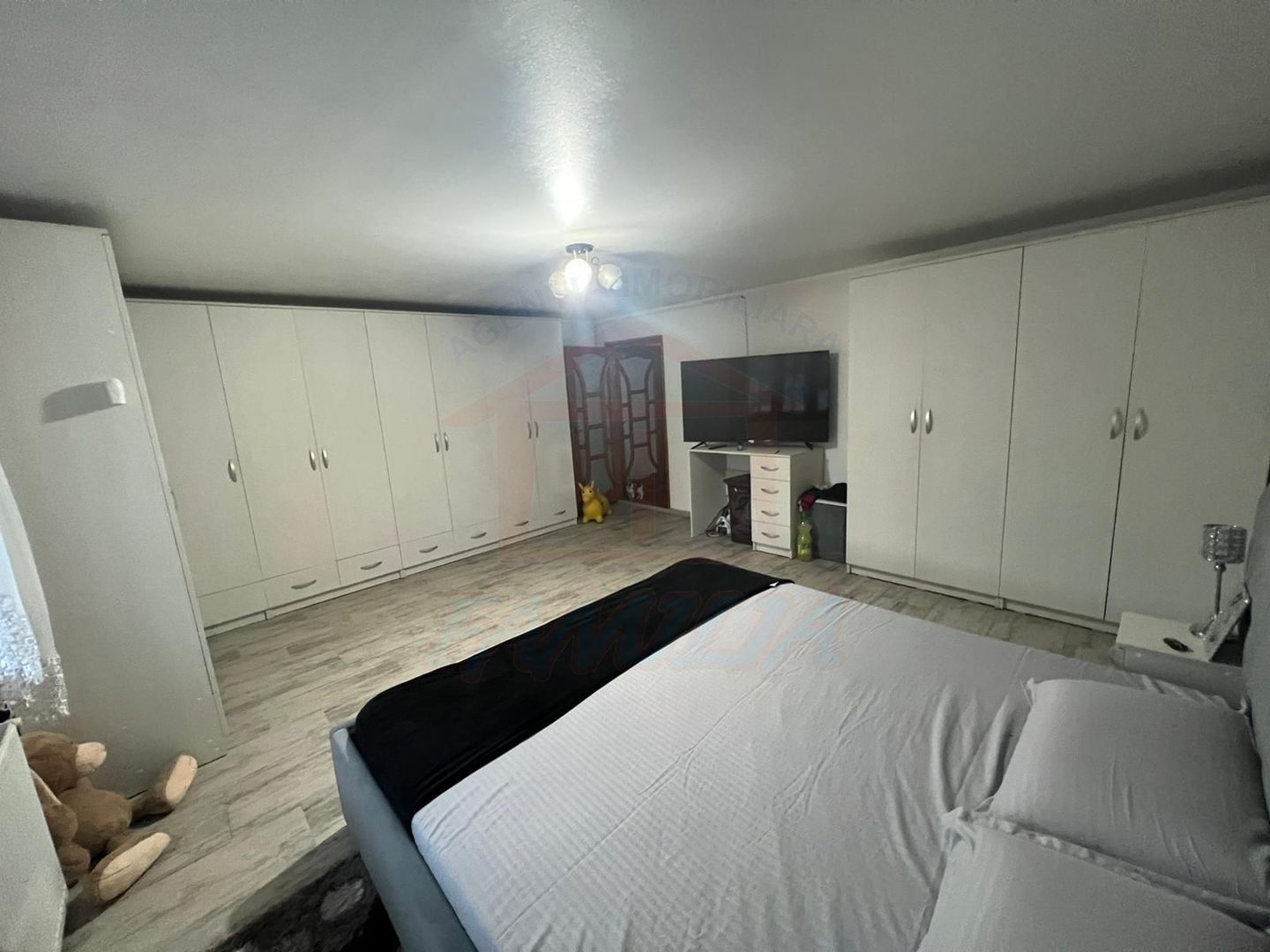 🏡 PROPRIETATE CU POTENȚIAL COMERCIAL ȘI LOCUINȚĂ | 62.000 € - Poză 6