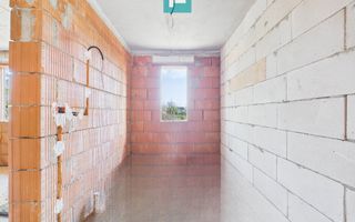 Casă individuală la cheie in Utvin - Poză 2