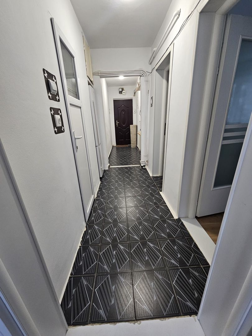 Apartament cu 2 camere decomandat,  Aleea Clăbucet, Cluj-Napoca - Poză 2