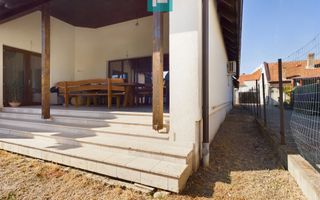 Vilă la sol cu 3 camere în Pârneava - Poză 20