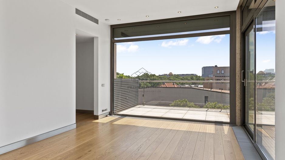 PENTHOUSE DEOSEBIT LA INCHIRIERE LANGA PARCUL KISELEFF - Poză 3