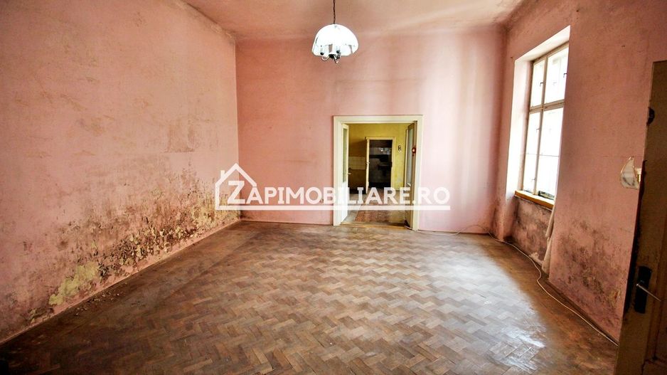 Casa 3 camere, 113 mp, 170 mp teren, zona Cetate - Poză 6