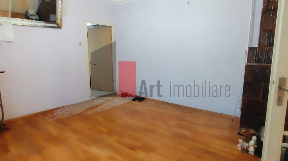 Casa de vanzare + teren in zona Jiului (Bucurestii Noi) - Poză 16