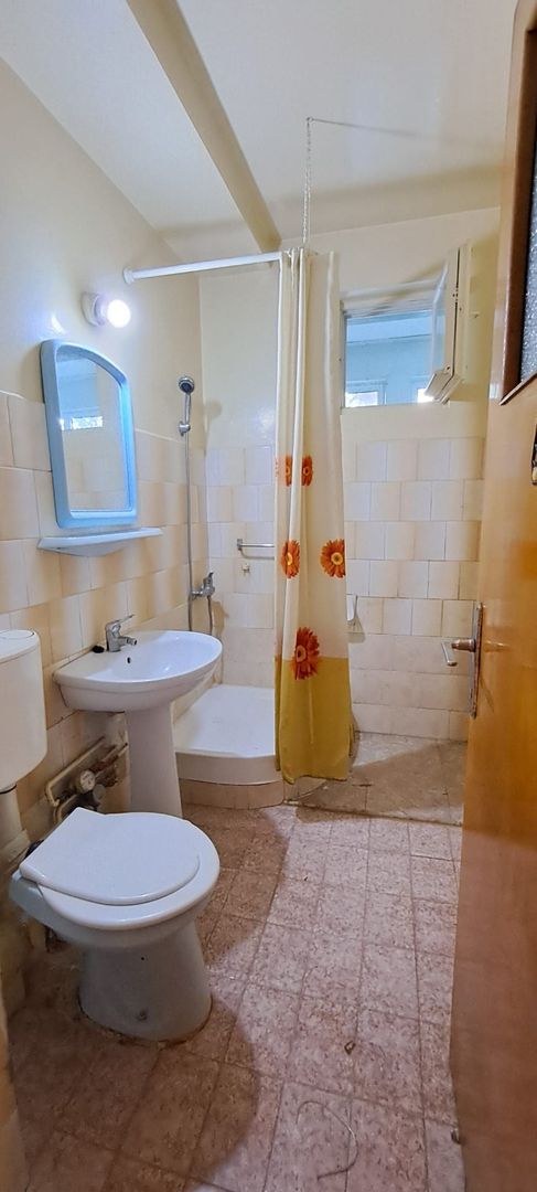 Dristor, intersectia Liviu Rebreanu cu Camil Ressu, metrou la 450 m - Poză 9