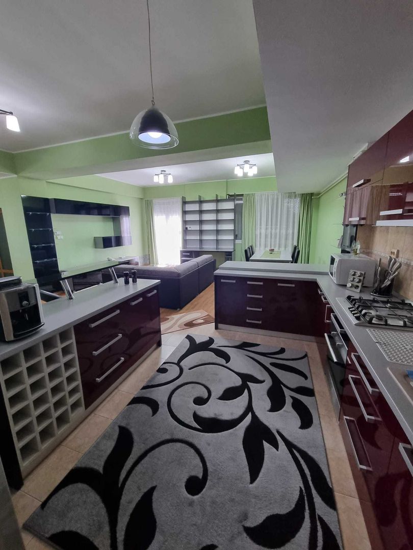 Vand apartament 90 mp in micro 17, Independentei - Poză 8