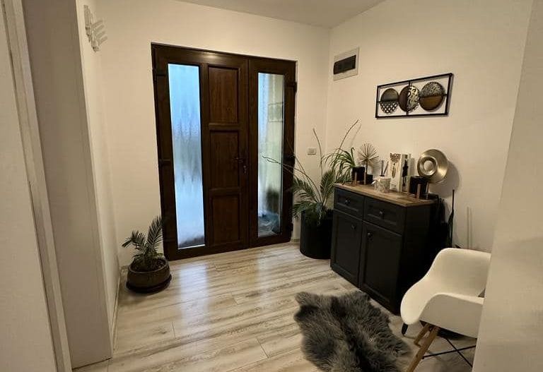 Duplex de inchiriat in Mosnita Noua. - Poză 4