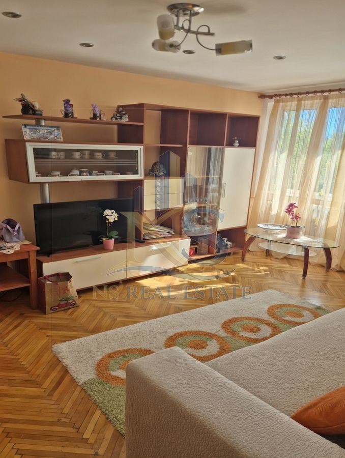 Apartament 3 camere de vânzare Titan - Poză 1