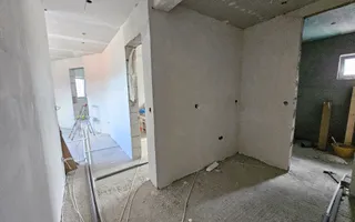 Casa 12 camere, pretabila ca pensiune sau pentru apartamentare - Poză 11