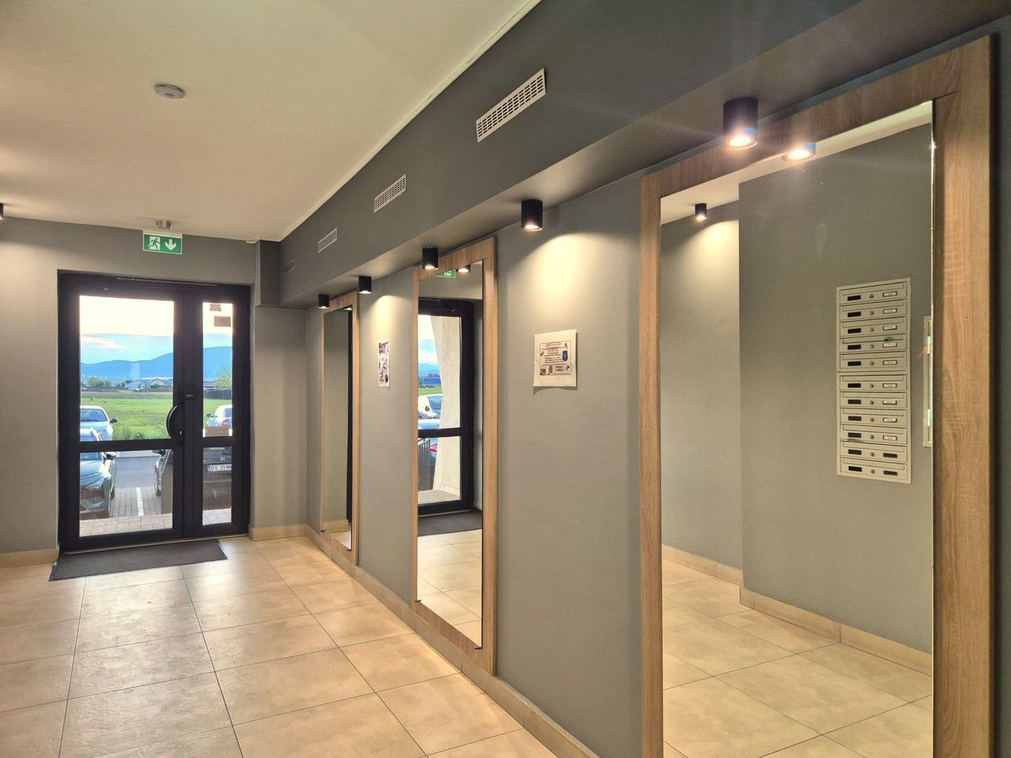 Exclusivitate - Apartament în bloc nou, mobilat si utilat,  gradină, loc parcare - Poză 26