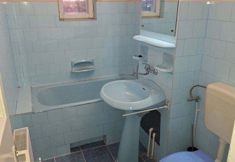 Vănd apartament 3 camere - Poză 3