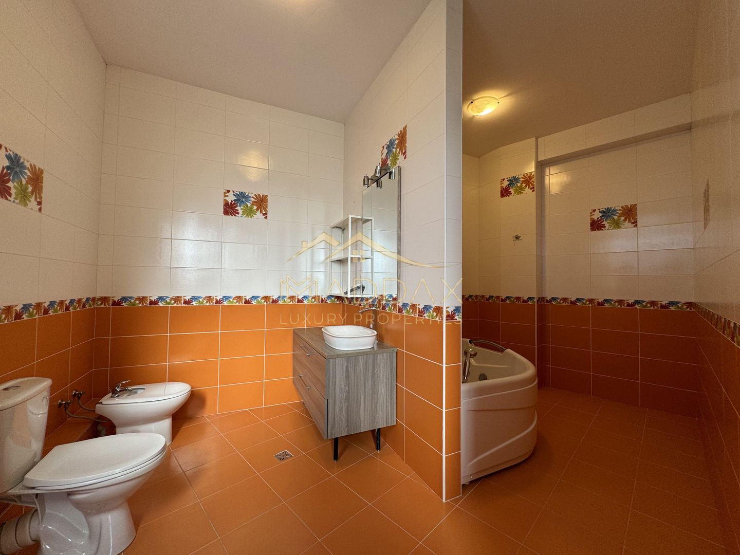 Vila Individuala 7 camere*Piscina*Teren 1000 mp / 8 parcari// Erou Iancu Nicolae - Poză 37