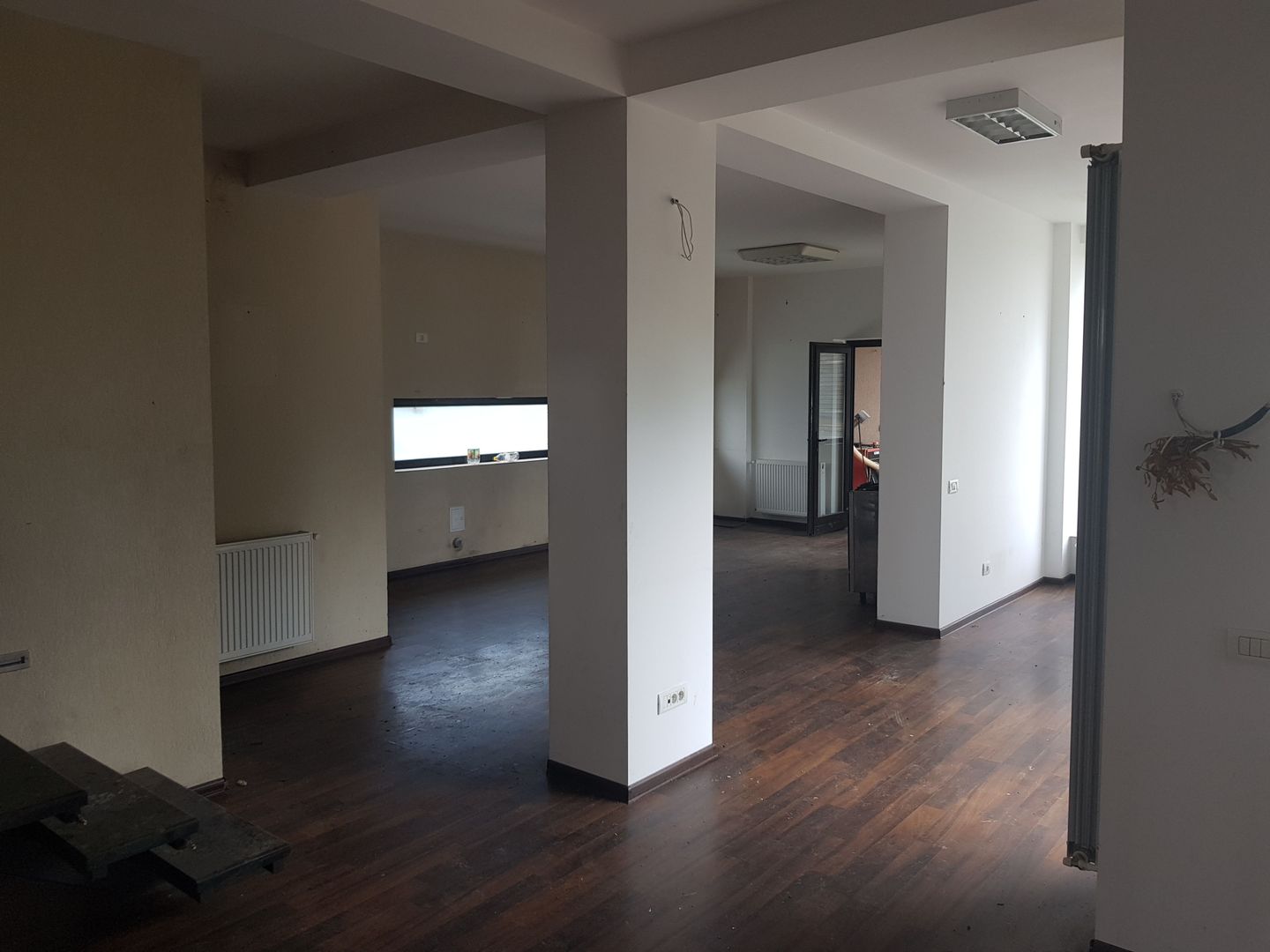 Casă Sabareni - Poză 2