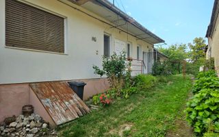 Casa individuala Sacele, 67 mp + 40 mp garaj + 515 mp curte - Poză 1