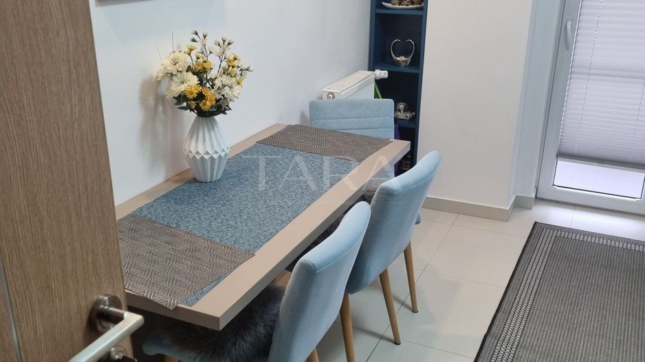 Apartament cu două camere, imobil nou, zona in dezvoltare. - Poză 4