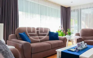 Vila cu piscina de vanzare - P+E str.Adevarului, Oradea - Poză 15