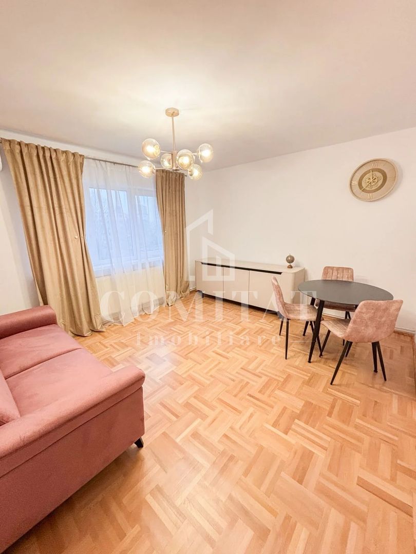 Apartament cu 4 camere de vânzare zona Minerva - Poză 2