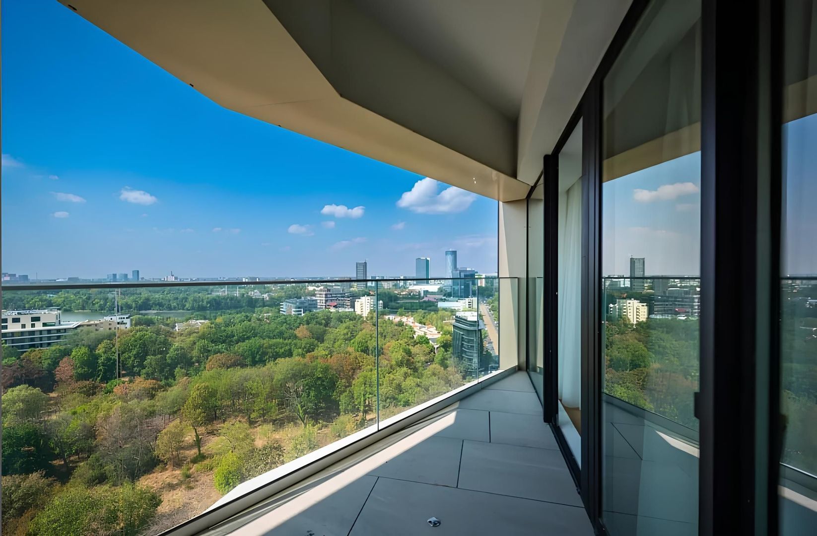 Apartament premium 3 camere | One Verdi Park | Vedere către parc - Poză 2