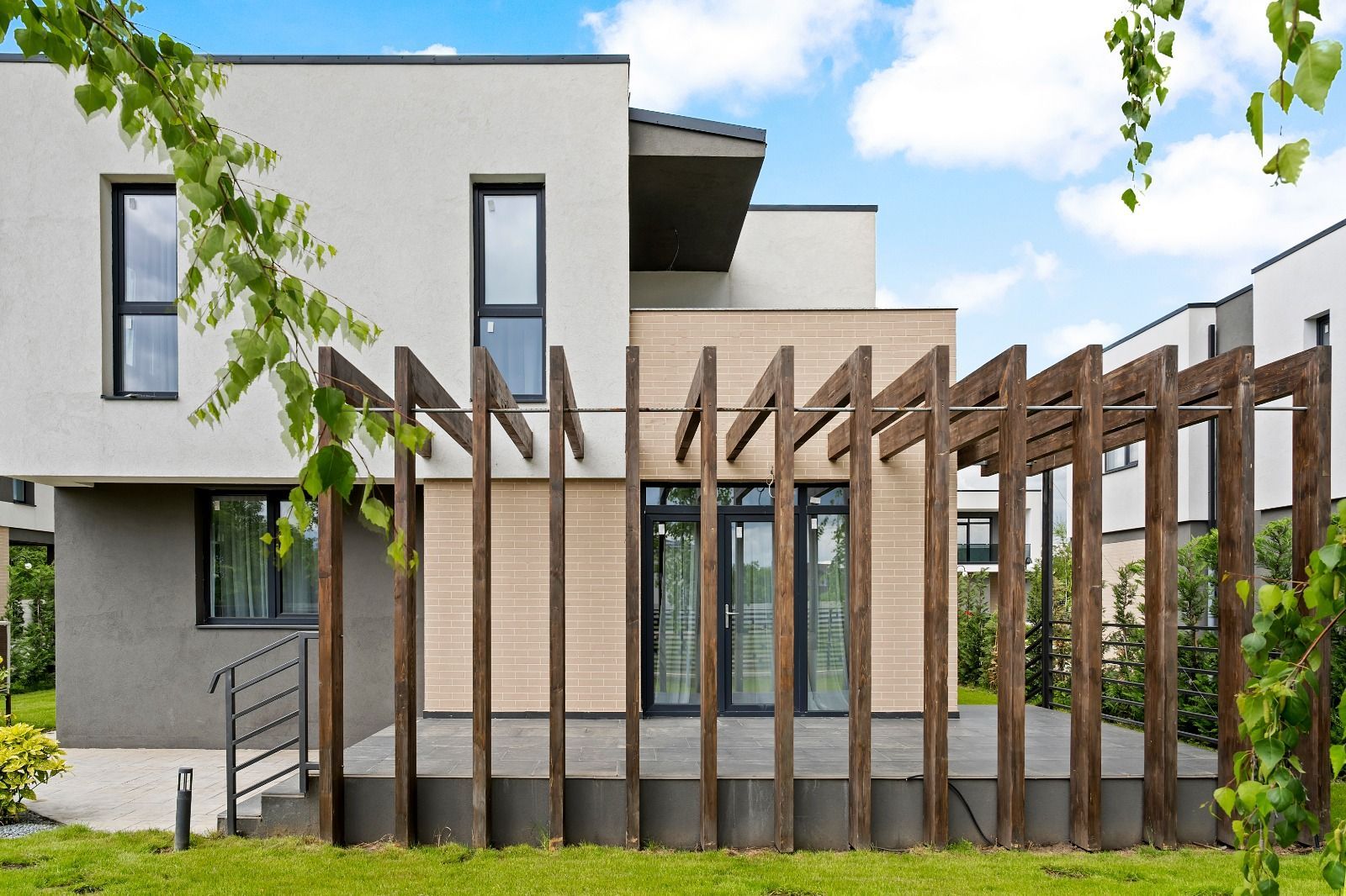 READY TO MOVE  |  Vila mobilata și utilata în Caciulati - Poză 2