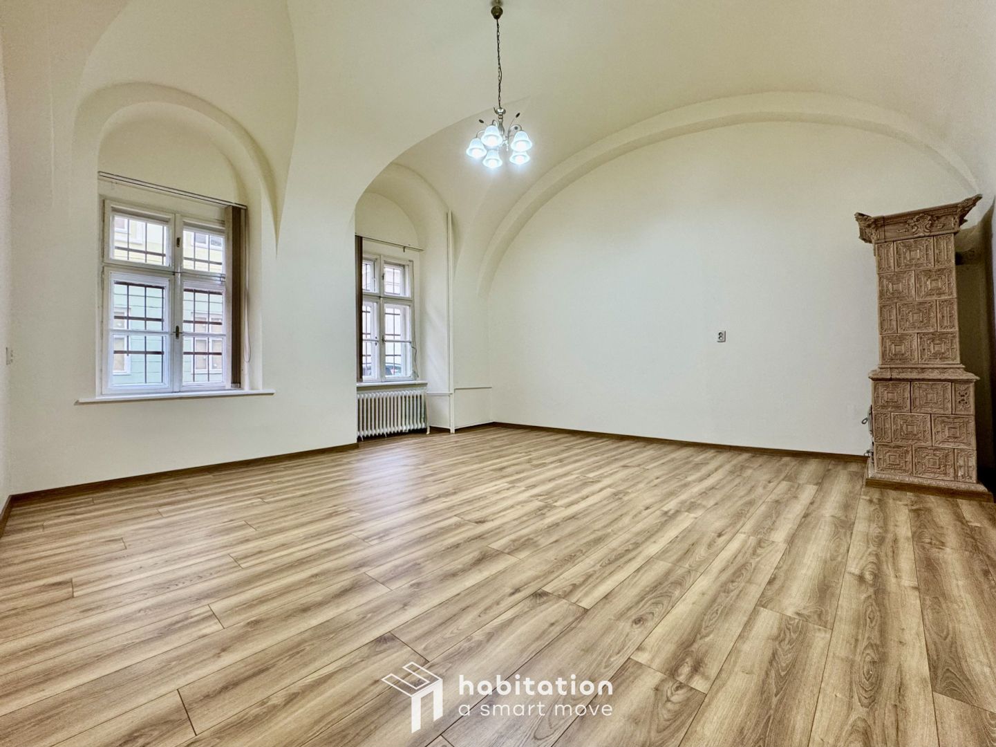 Birou renovat situat in Piata Unirii - Tribunal - Poză 1