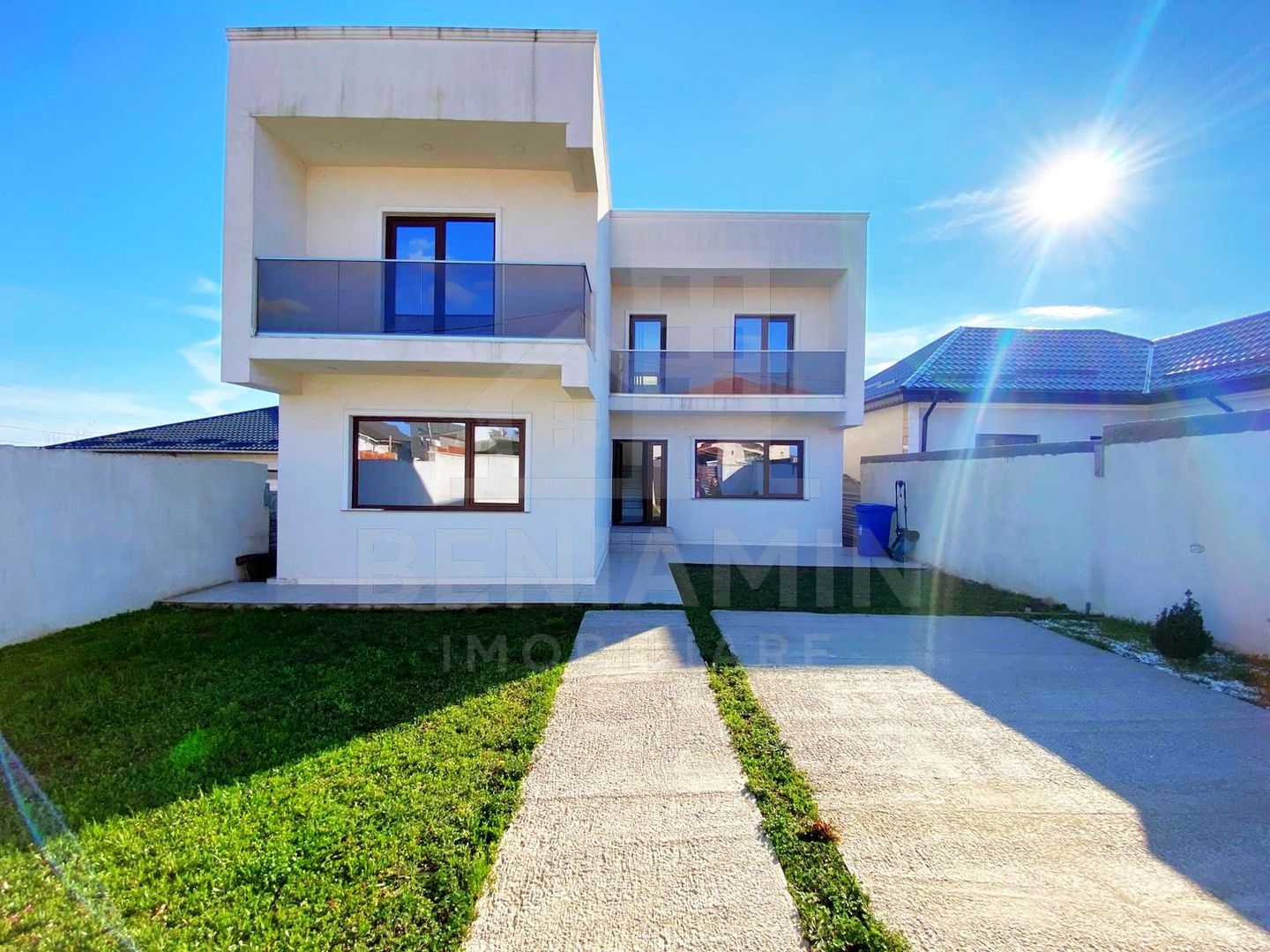 Casa noua stil mediteranean - P+1 - 4 dormitoare - 176mp - Damila - Poză 1