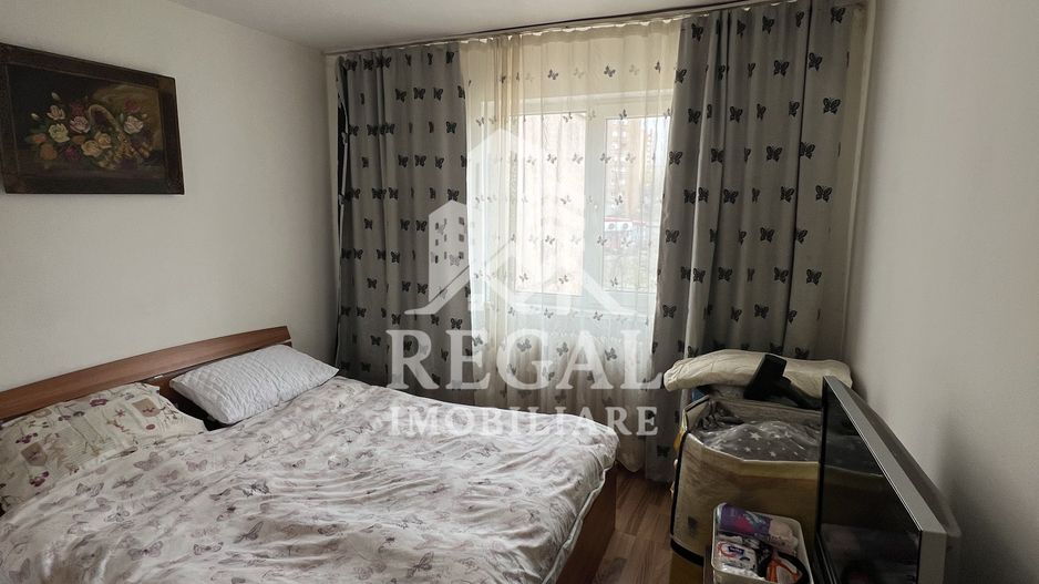 Apartament 3 camere decomandat – Micro 7 (vizavi Penny) - Poză 3