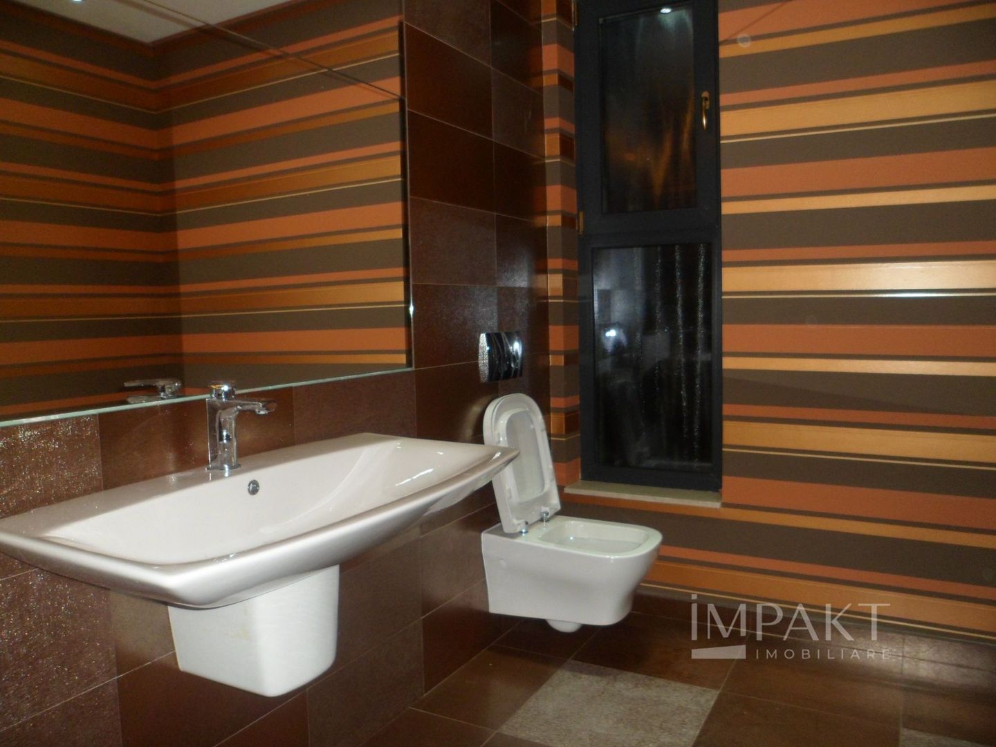 Casa de inchiriat pe 3 niveluri, cartier Grigorescu! - Poză 9