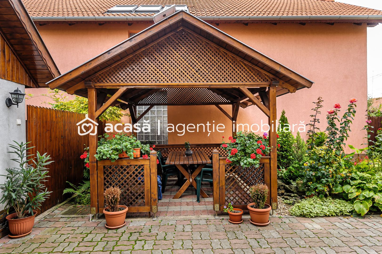 Casă cu 4 camere la cheie, nouă, în Nădlac * zona Centru - Poză 13