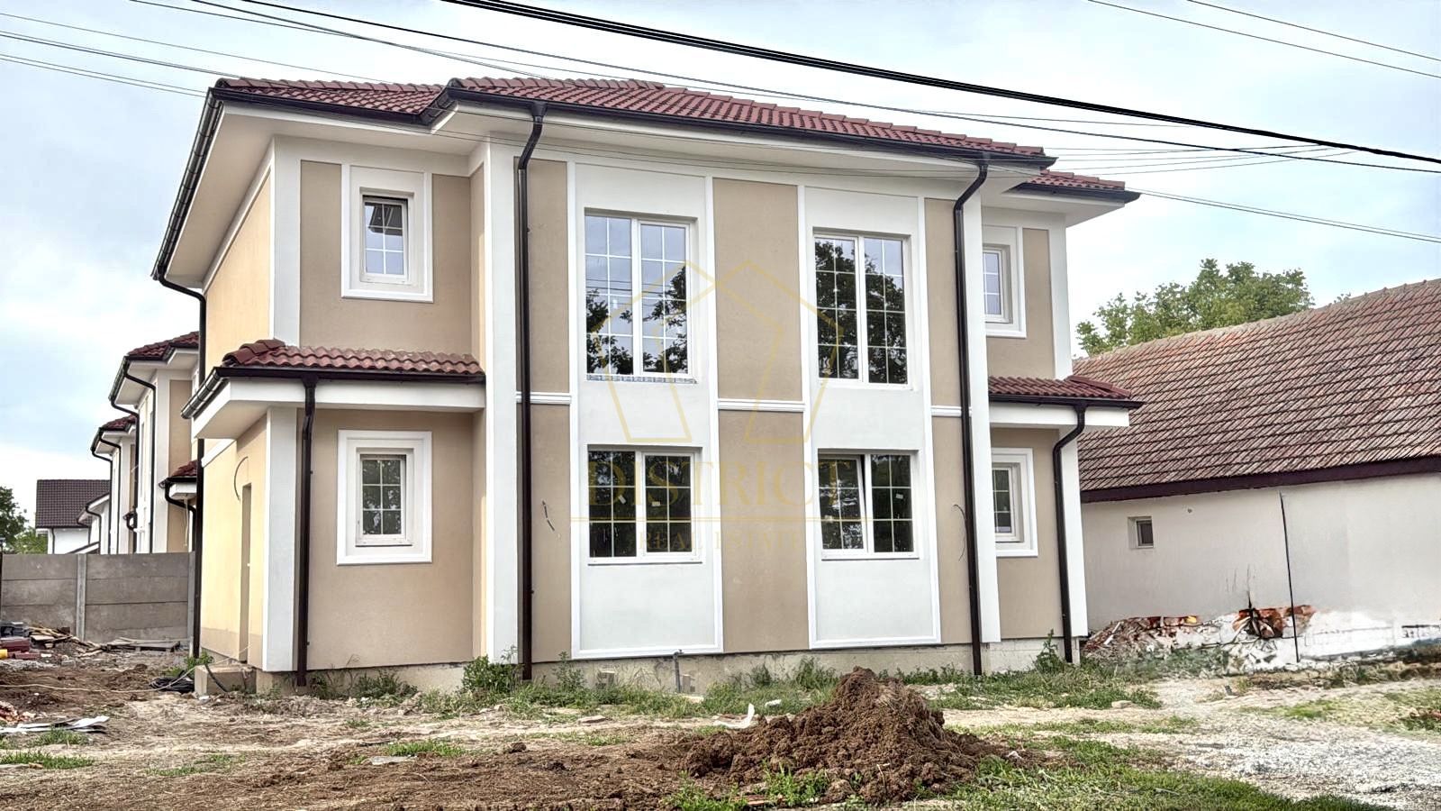 Duplex cu 3 camere si 2 bai | Bucovăț - Poză 2