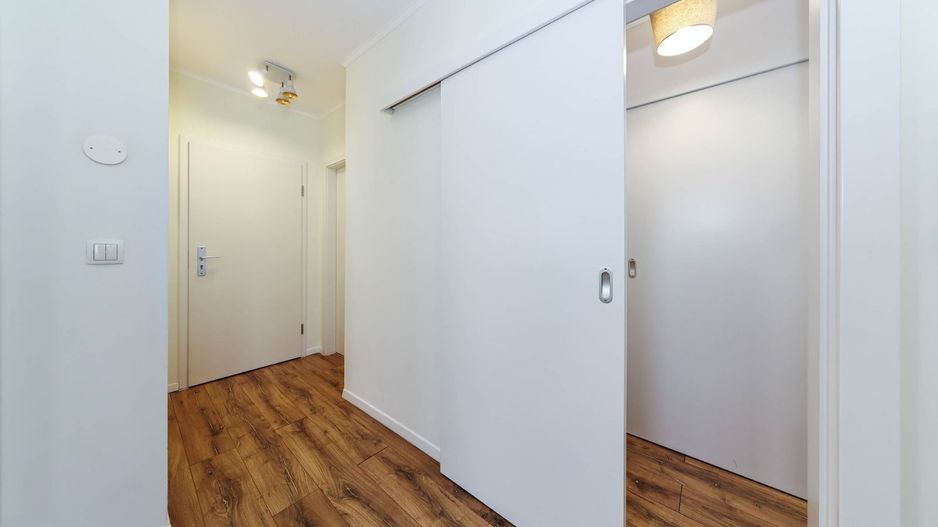 Apartament 2 camere zona Coresi | Complex Avantgarden Tractorul - Poză 10