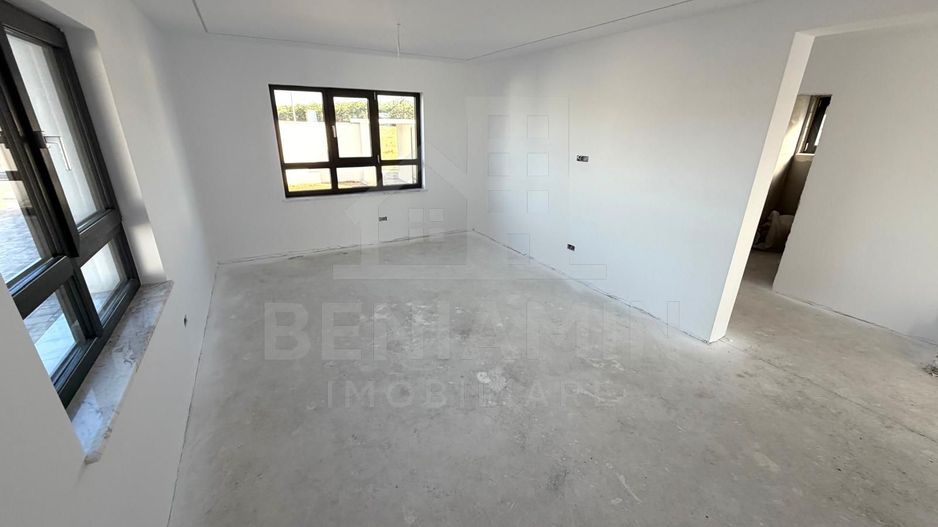 Casa noua moderna P+1 zona Ford cu incalzire in pardoseala 518mp - Poză 2