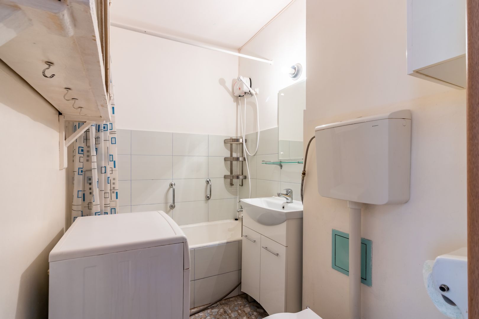 Apartament cu 3 camere de vânzare în zona Obor - Poză 2