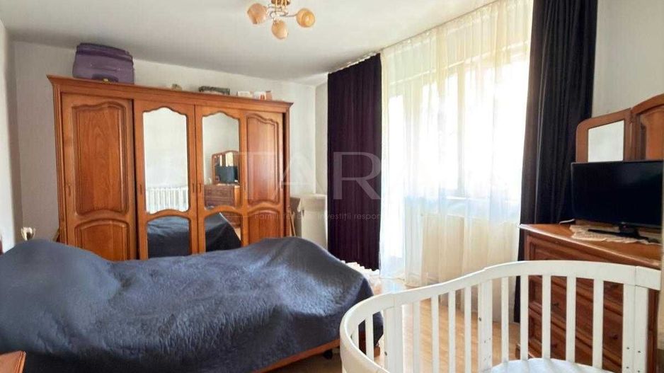 Apartament 4 camere, strada Mehedinți, Mănăștur. - Poză 2