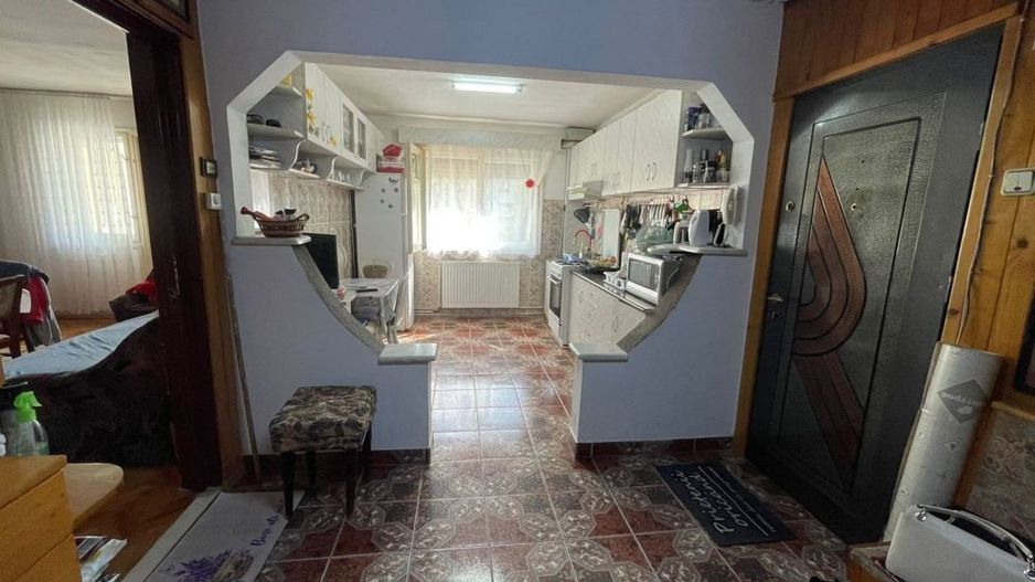 Ag BRASADAS vinde apt 3 cam etaj 2/4 Micro 16. - Poză 1