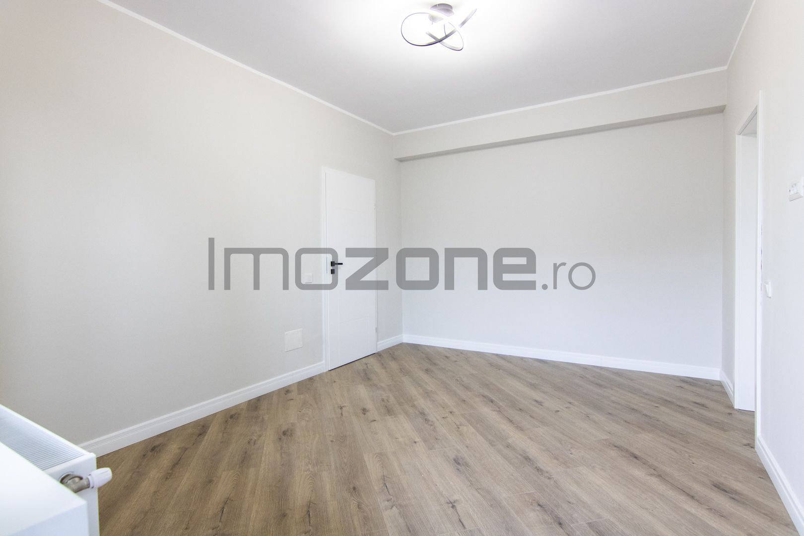 BLOC FINALIZAT, PENTHOUSE - 3 CAMERE, 2 BAI, TERASA DE 178MP,  CENTRALA PROPRIE - Poză 11