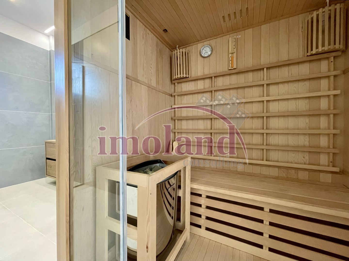 Vanzare Vila 250 mp 6 camere 4 bai, finisaje premium | Iancu Nicolae - Poză 22