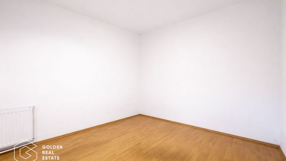 Casă individuală cu 2 apartamente de vânzare, lângă Hotel Ambasador – Dâmbovița, - Poză 5