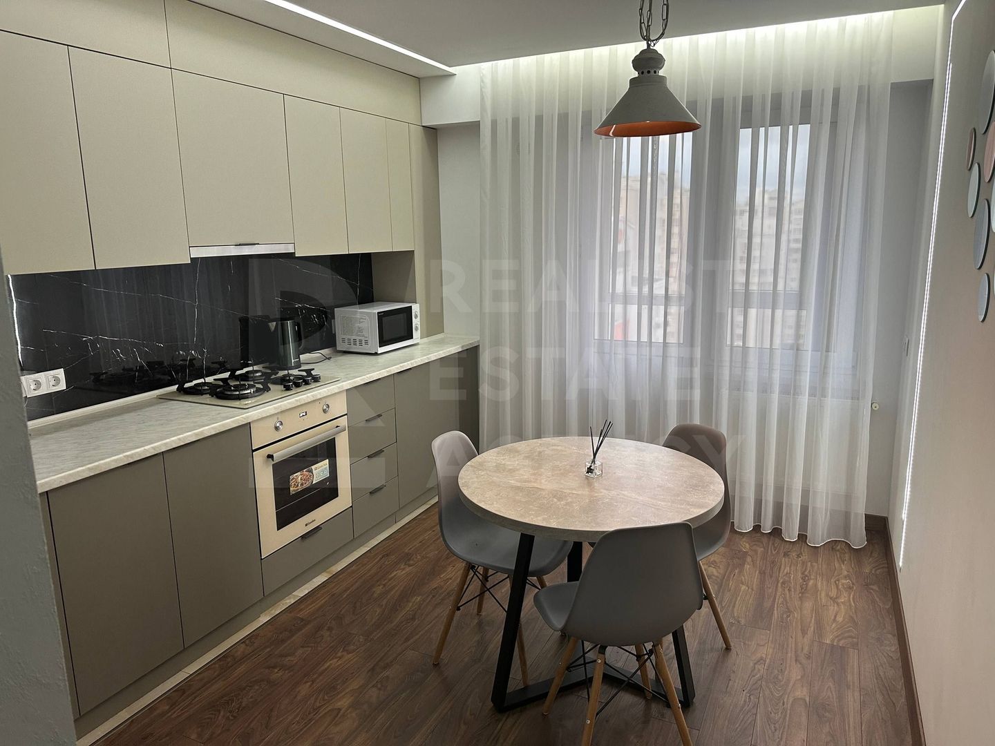 Chirie, apartament, 2 camere, str. Nicolae Testemiteanu,  Botanica - Poză 6