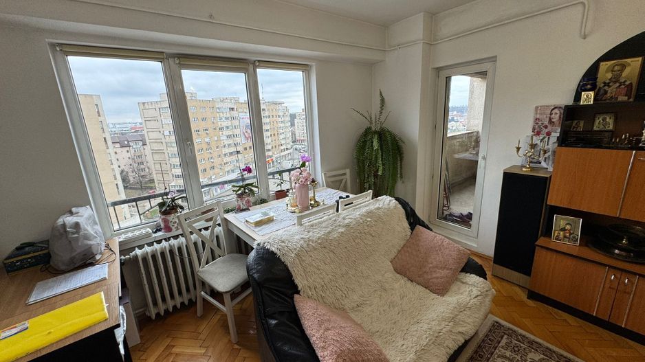 Decomandat si spatios - Poză 21