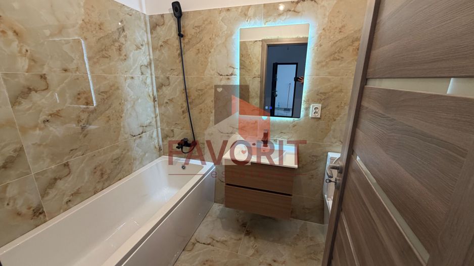 Disponibil imediat. Decomandat. Spatios - Poză 10